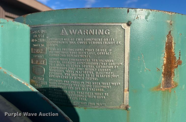 image for item DQ6476 Clemco wet blast injector system