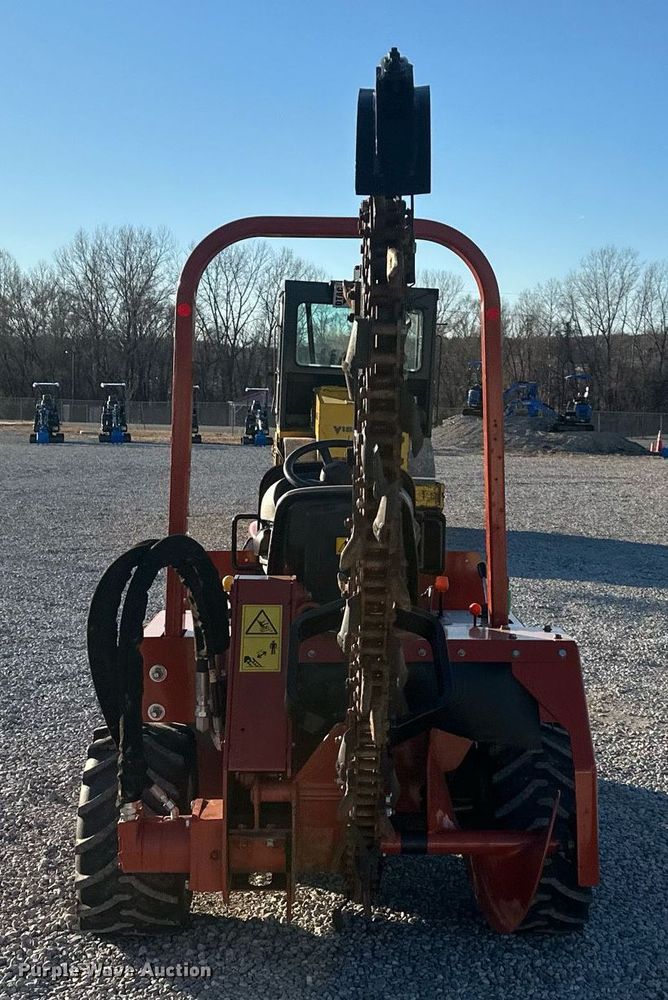 image for item DQ6477 2020 Ditch Witch RT45 trencher