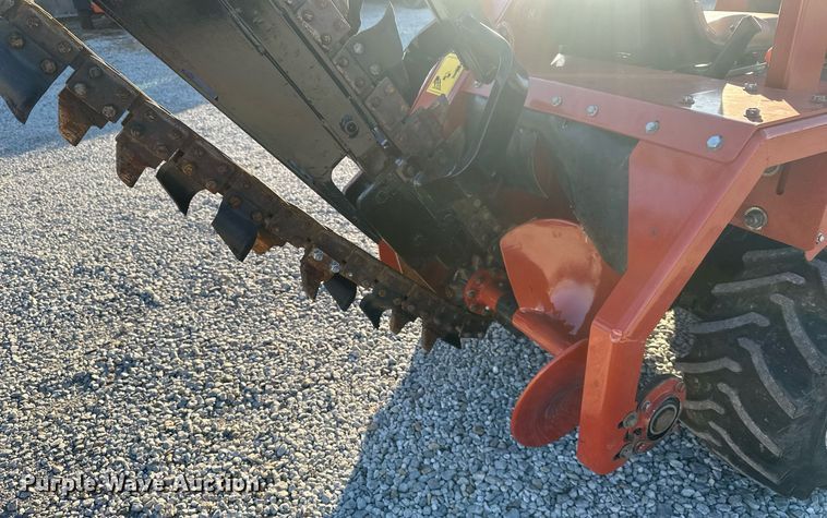 image for item DQ6477 2020 Ditch Witch RT45 trencher