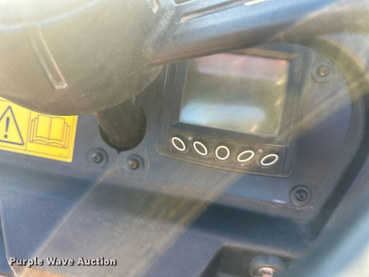 image for item DQ6477 2020 Ditch Witch RT45 trencher