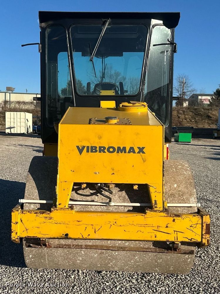 image for item DQ6478 2003 Vibromax 752C double drum roller