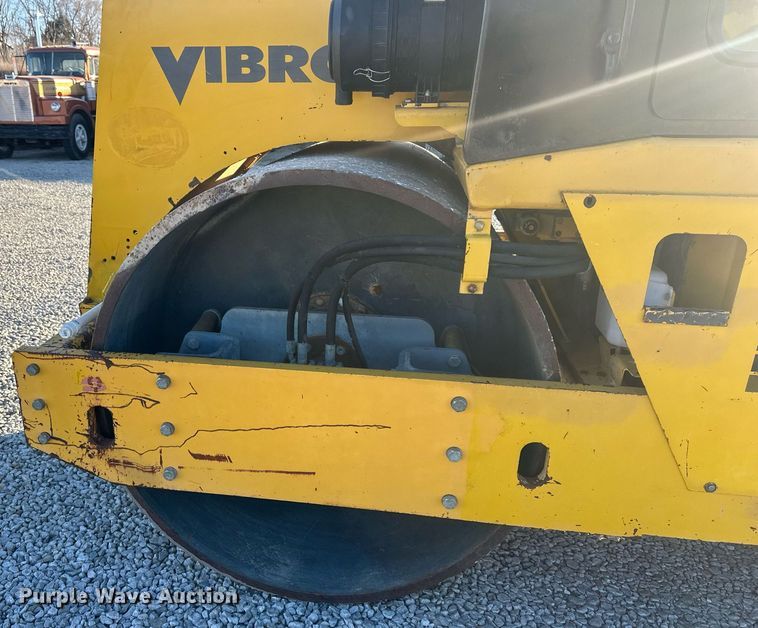image for item DQ6478 2003 Vibromax 752C double drum roller