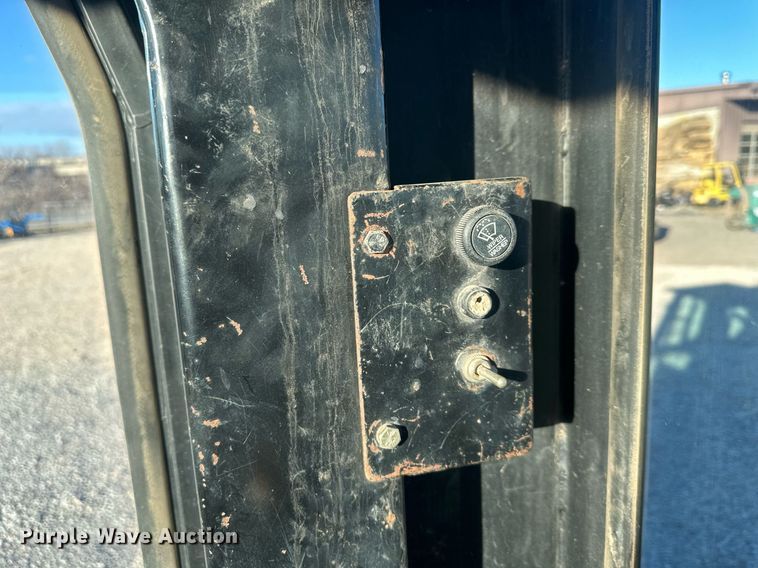 image for item DQ6478 2003 Vibromax 752C double drum roller