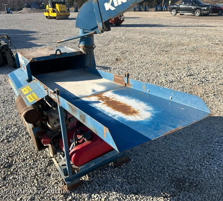 image for item DQ6481 Kincaid 20HP strwblower straw blower