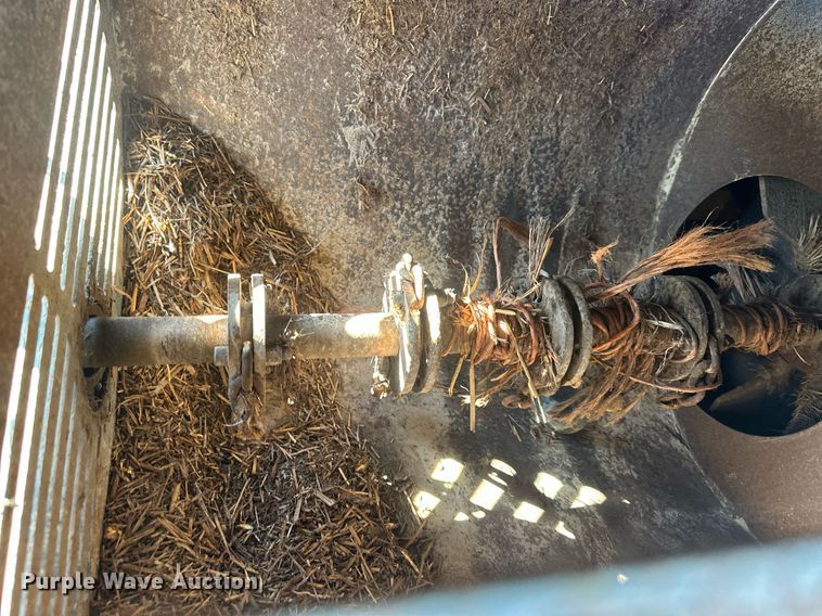 image for item DQ6481 Kincaid 20HP strwblower straw blower