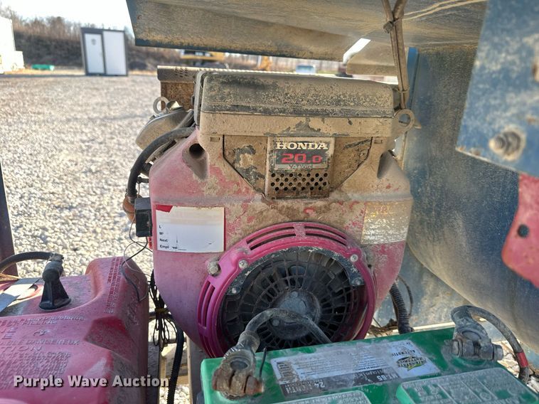 image for item DQ6481 Kincaid 20HP strwblower straw blower