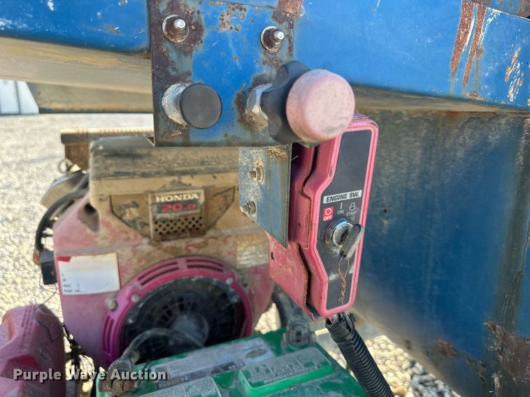 image for item DQ6481 Kincaid 20HP strwblower straw blower