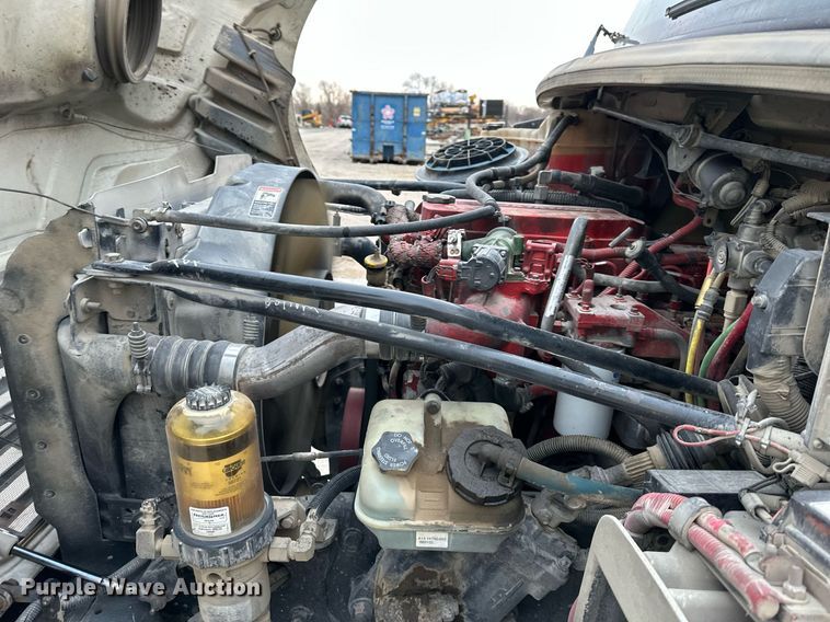 image for item DQ6490 2008 Freightliner flatbed truck