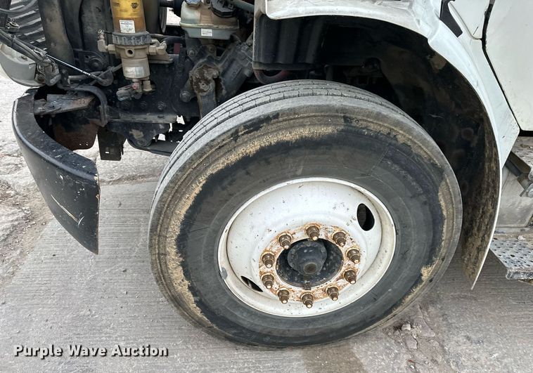 image for item DQ6490 2008 Freightliner flatbed truck