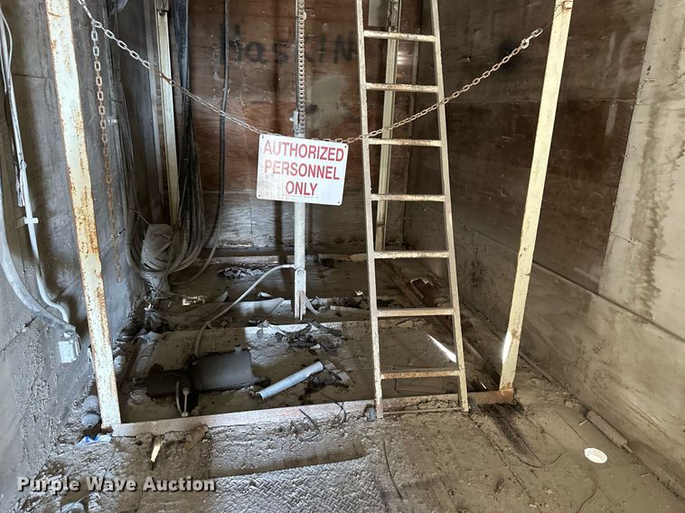 image for item DQ6494 Cedar Rapids 5348 crushing plant