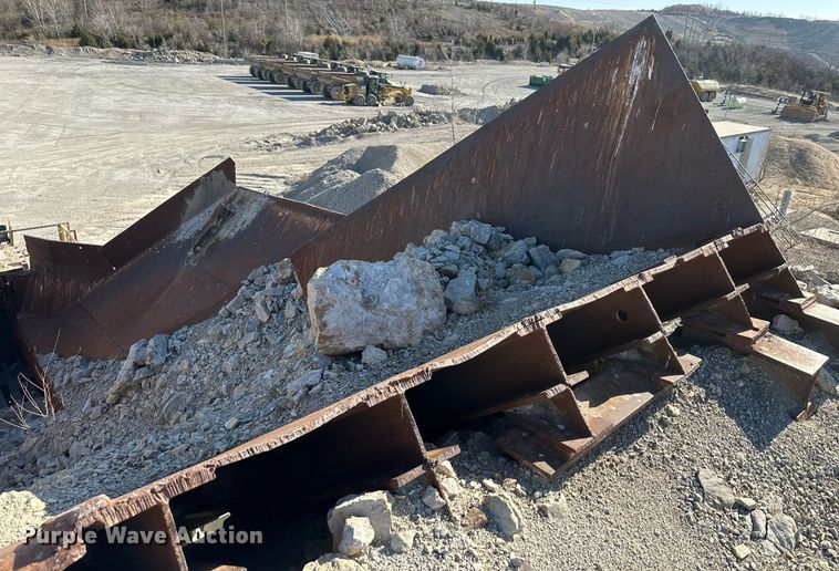 image for item DQ6494 Cedar Rapids 5348 crushing plant
