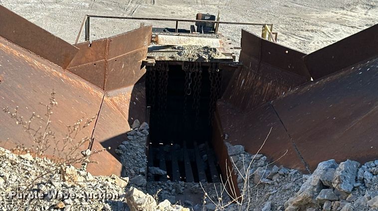 image for item DQ6494 Cedar Rapids 5348 crushing plant