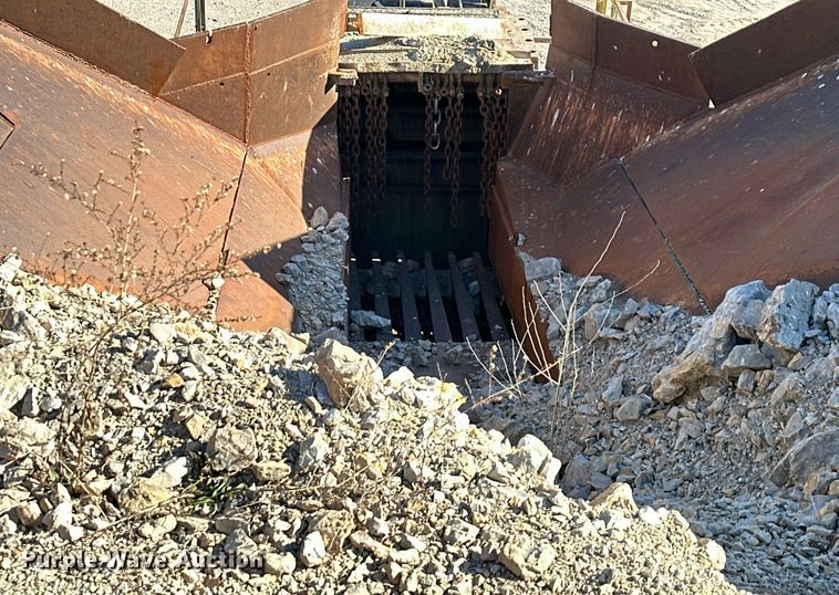 image for item DQ6494 Cedar Rapids 5348 crushing plant