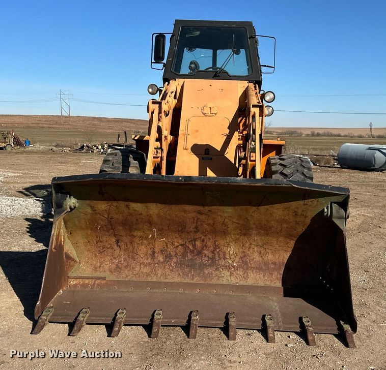 image for item DQ6495 1984 Case MW24C wheel loader