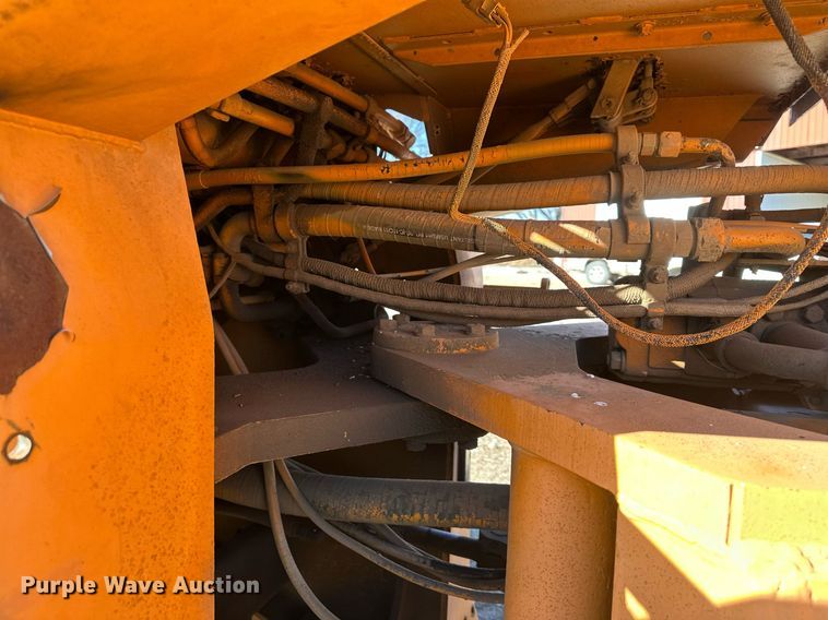 image for item DQ6495 1984 Case MW24C wheel loader