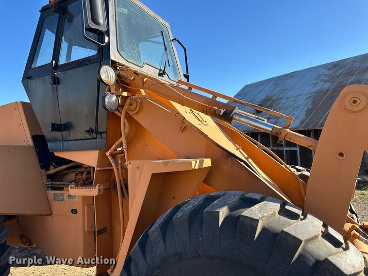 image for item DQ6495 1984 Case MW24C wheel loader