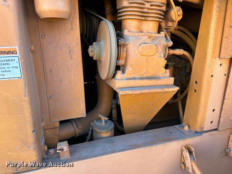 image for item DQ6495 1984 Case MW24C wheel loader