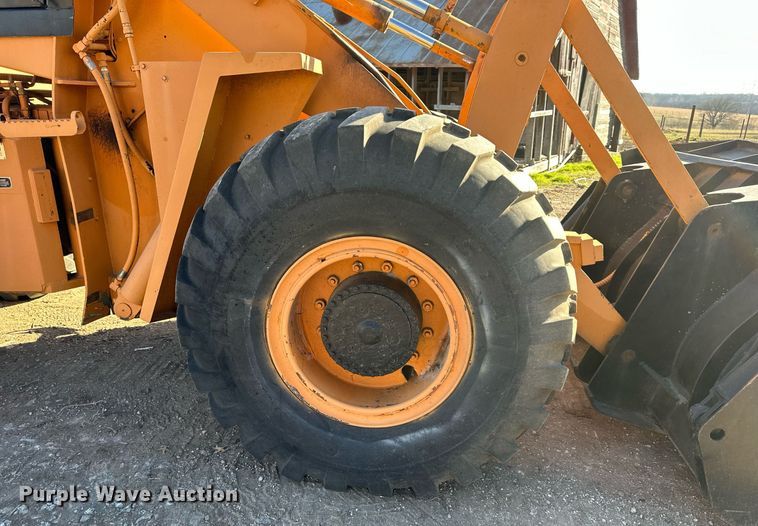 image for item DQ6495 1984 Case MW24C wheel loader