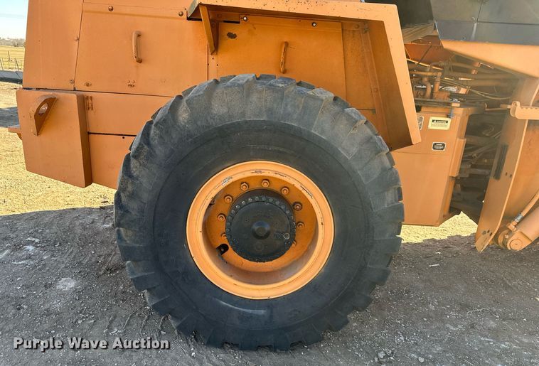 image for item DQ6495 1984 Case MW24C wheel loader
