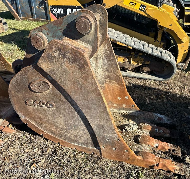 image for item DQ6533 ESCO excavator bucket