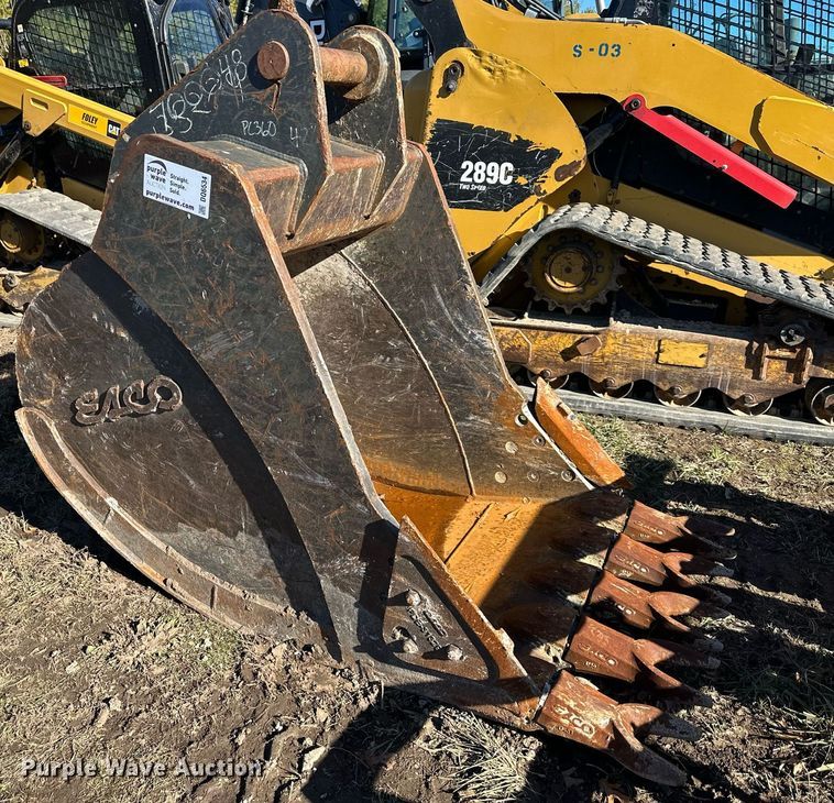 image for item DQ6534 ESCO excavator bucket