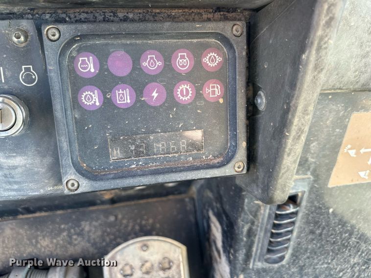 image for item DQ6539 2002 Caterpillar 963C track loader