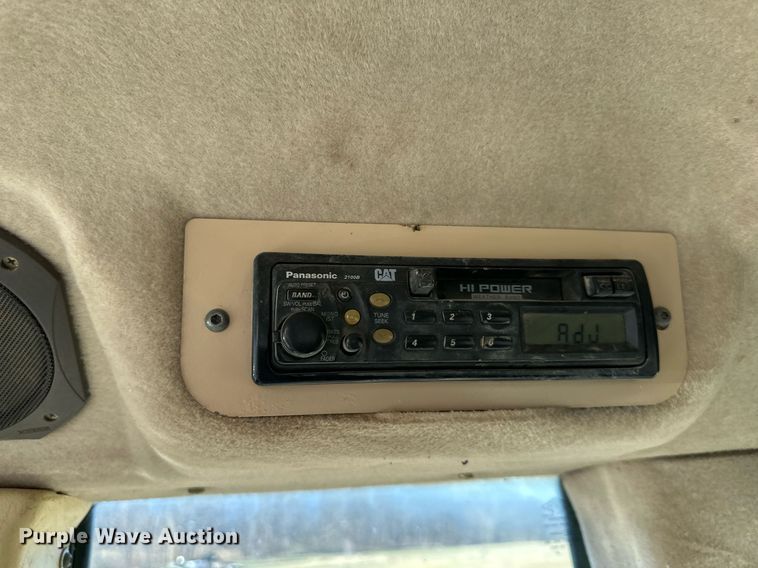 image for item DQ6539 2002 Caterpillar 963C track loader