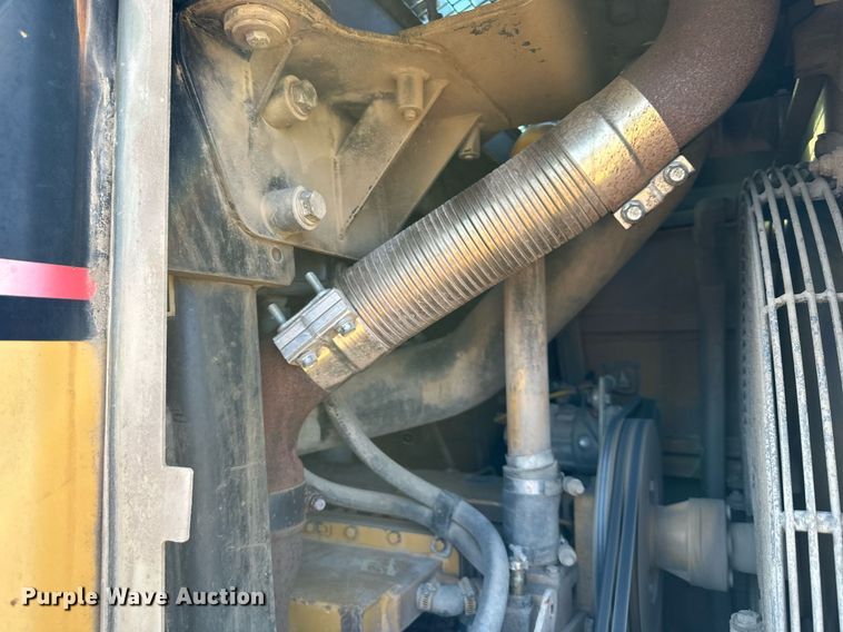 image for item DQ6539 2002 Caterpillar 963C track loader