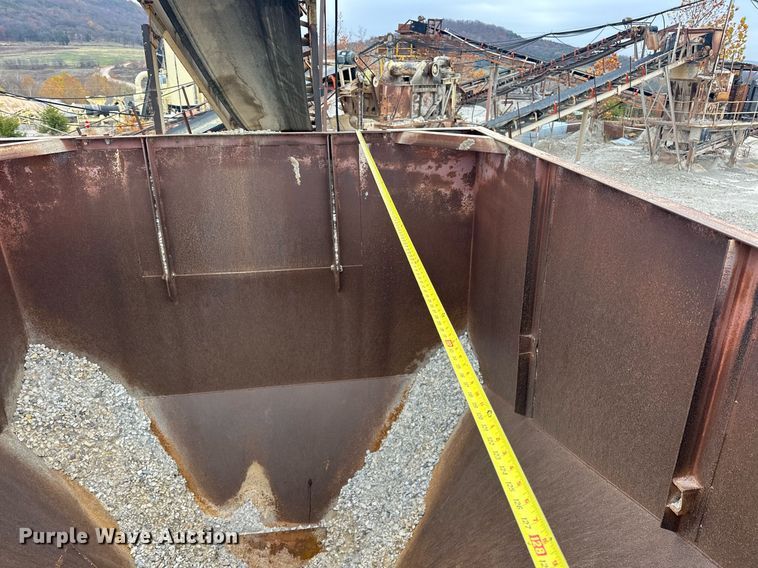 image for item DR0965 Grace surge bin