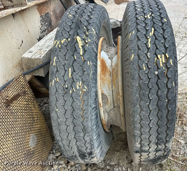 image for item DR0965 Grace surge bin