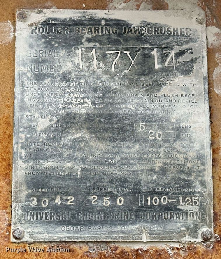 image for item DR0966 Universal 3042 crusher