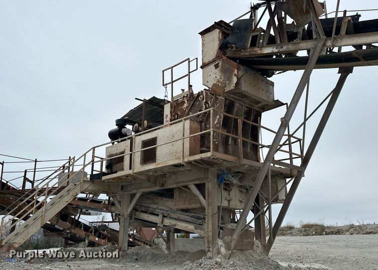 image for item DR0970 Universal Engineering 130/150 crusher