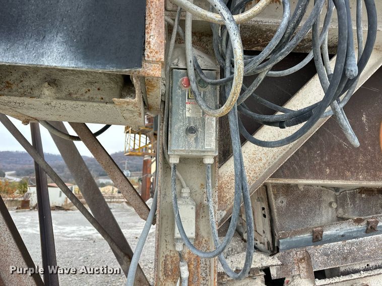 image for item DR0970 Universal Engineering 130/150 crusher