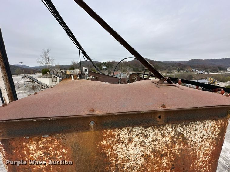 image for item DR0970 Universal Engineering 130/150 crusher