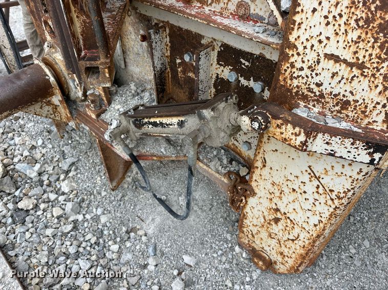 image for item DR0970 Universal Engineering 130/150 crusher