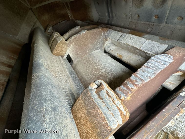 image for item DR0970 Universal Engineering 130/150 crusher