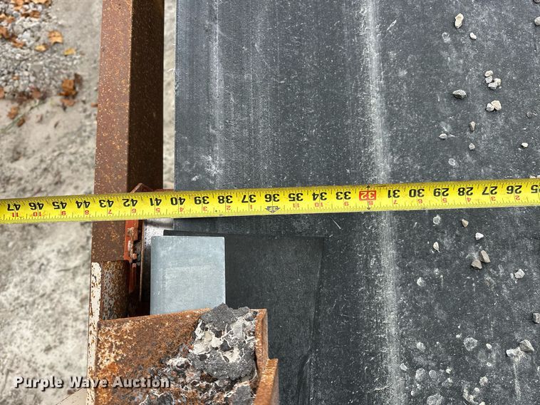 image for item DR0970 Universal Engineering 130/150 crusher