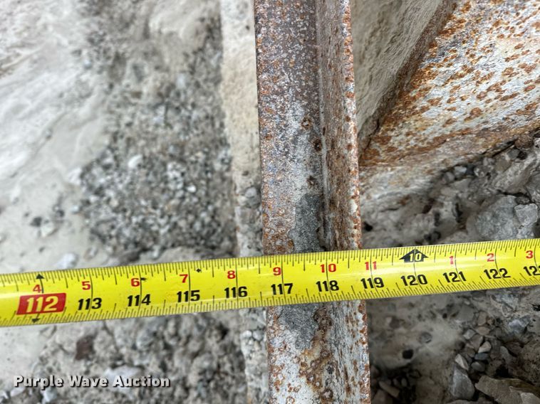 image for item DR0976 Surge bin