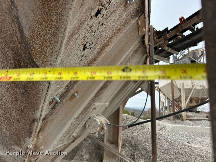 image for item DR0976 Surge bin