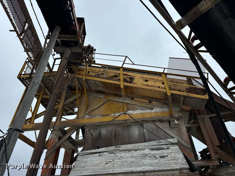 image for item DR0981 Allis-Chalmers 5X16 TD screen