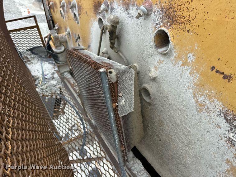 image for item DR0981 Allis-Chalmers 5X16 TD screen