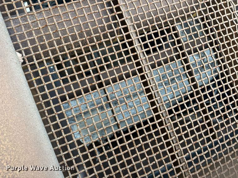 image for item DR0981 Allis-Chalmers 5X16 TD screen