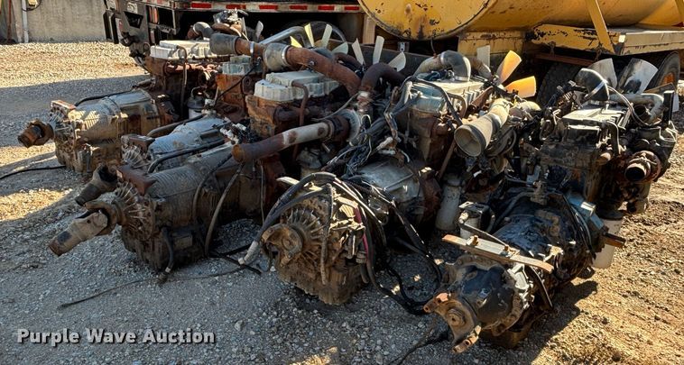 image for item DS2539 (5) International DT530 engines