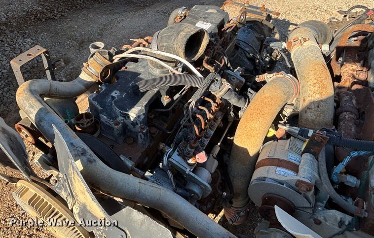 image for item DS2539 (5) International DT530 engines