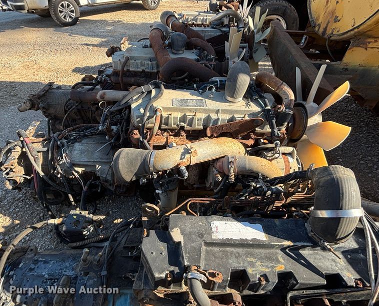 image for item DS2539 (5) International DT530 engines