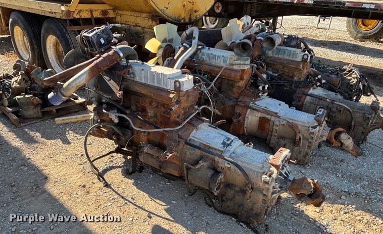 image for item DS2539 (5) International DT530 engines