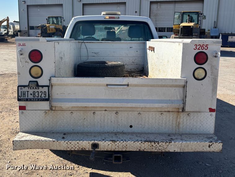 image for item DS2542 2016 Ford  F250 Super Duty  utility bed pickup truck