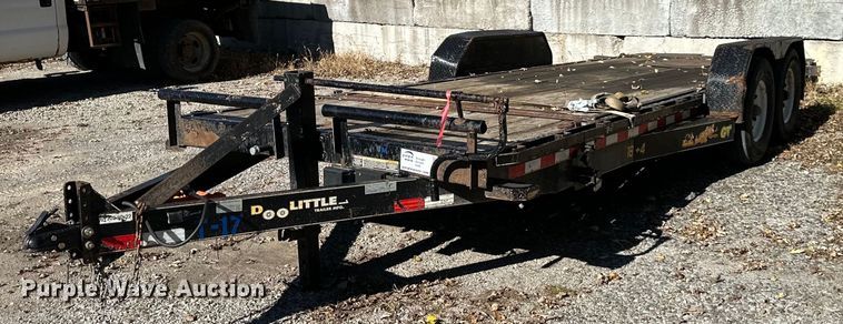image for item DS3182 2017 Doolittle tilt deck equipment trailer