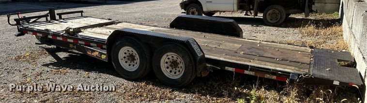 image for item DS3182 2017 Doolittle tilt deck equipment trailer