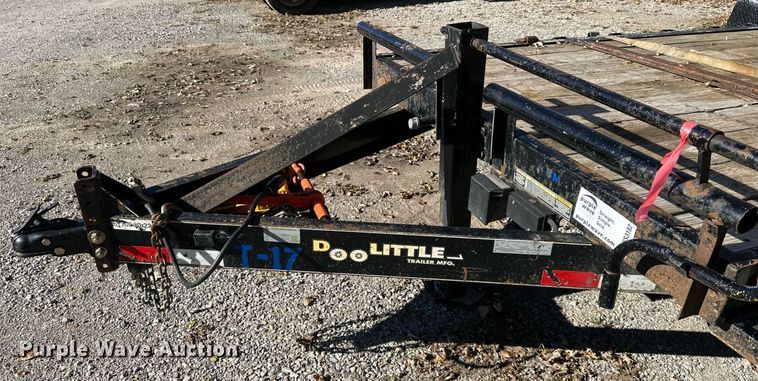 image for item DS3182 2017 Doolittle tilt deck equipment trailer